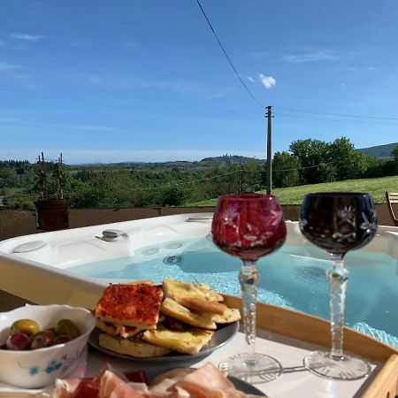 Tognazzi Casa Vacanze - La Collina Di סן ג'ימיניאנו מראה חיצוני תמונה